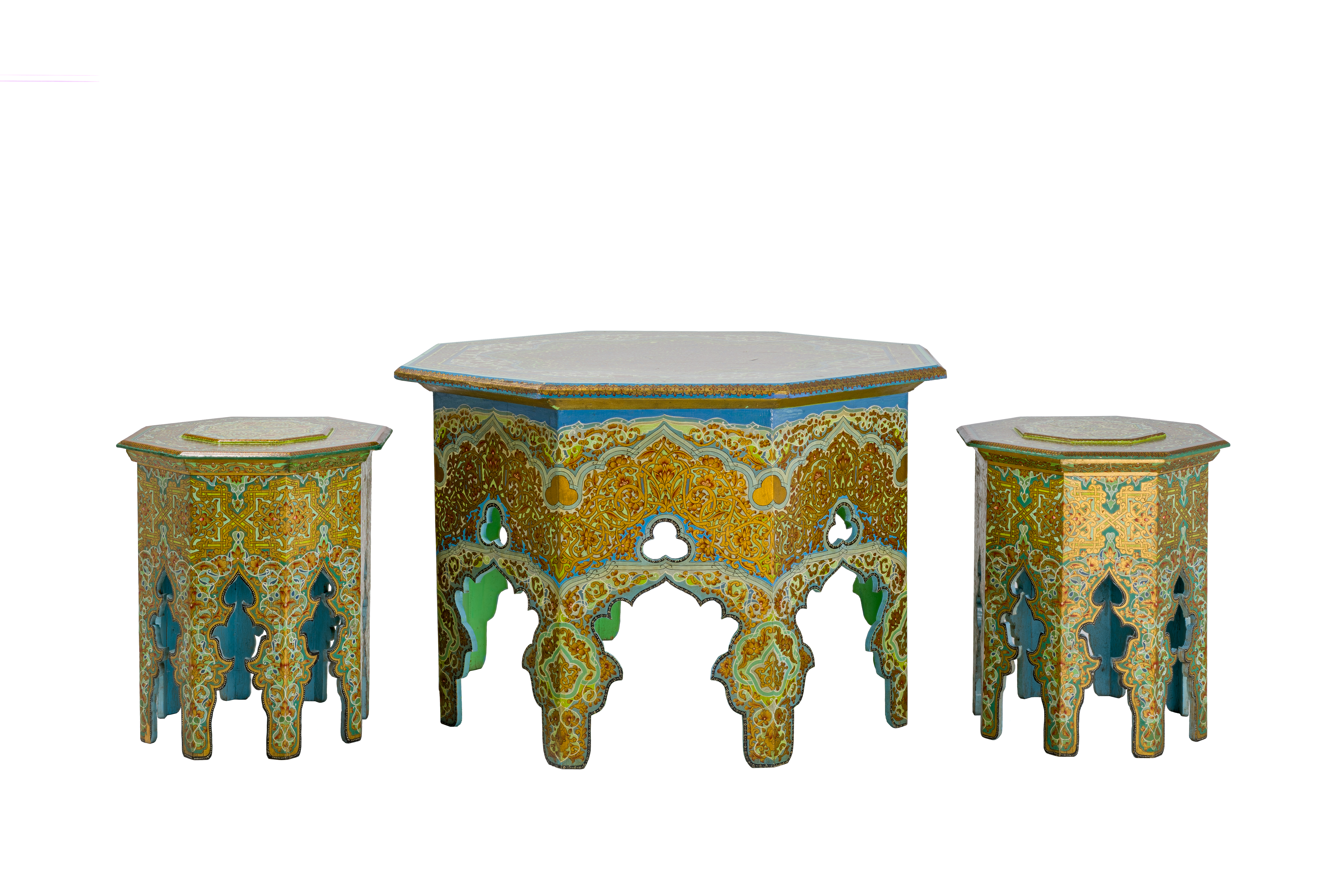 The national painting of Кhontakhta. A table and two stools